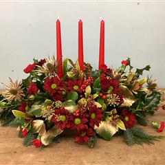 We 3 Kings Red Table  Arrangement